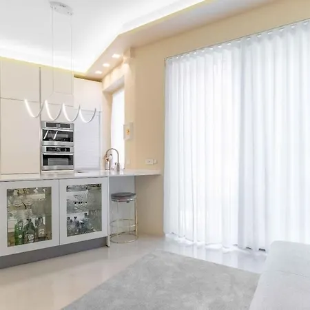 Luxury Velasca ميلان